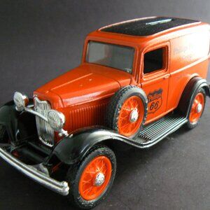 NIB Col Phillips Petroleum Co. Diecast 1932 Ford Truck BANK 1991